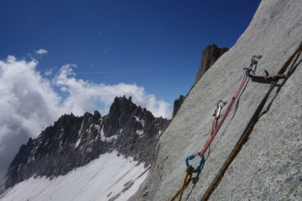 CORSI ALPINISMO SU ROCCIA